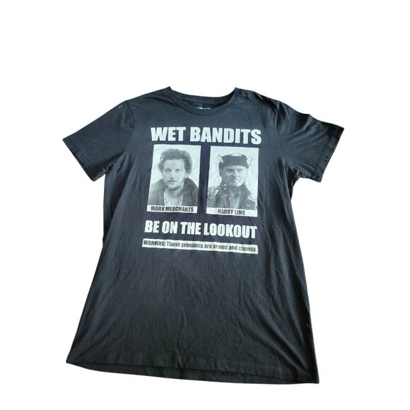 Home Alone Wet Bandits Be On The Lookout Harry & Marv T-shirt Sz M Black/White - Picture 2 of 5